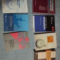 Libri universitari per economia