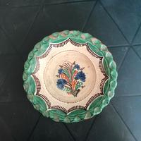 antico piatto in maiolica