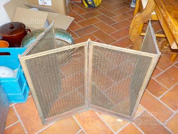 Griglia parafuoco per camino