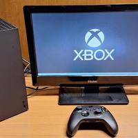 XBOX Series X 4K 1Tb pad boxata