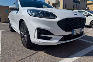 Ford Kuga ST-line Full Hybrid