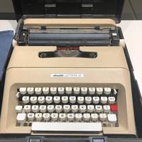 Olivetti Lettera 35 macchina da scrivere del 1972