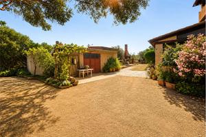 Ampio appartamento con giardino esclusivo tra Murt