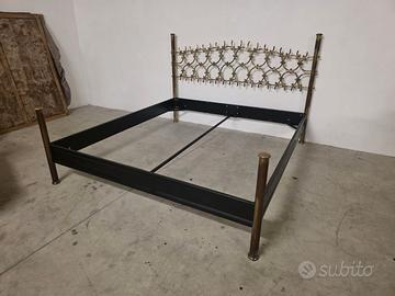 Letto scultura Arnaldo Pomodor per Osvaldo Borsani
