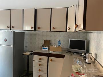 Cucina anni70 in buono stato