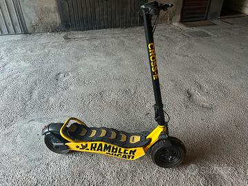 Monopattino  elettrico Ducati Scrambler