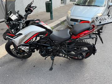 Moto benelli trk