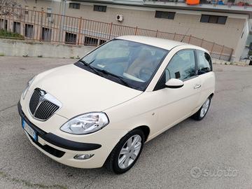 Lancia Ypsilon 1.3 Multijet 16V Platino