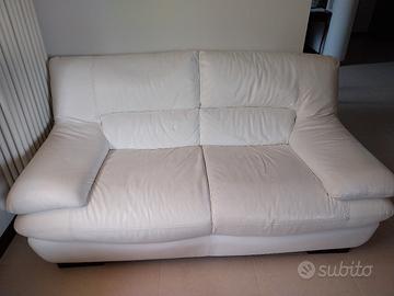Divano in pelle 