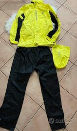 Abito antipioggia per moto