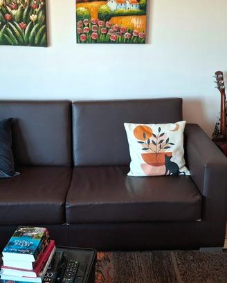 Coppia Divani Marroni in Similpelle (2 e 3 Posti) 