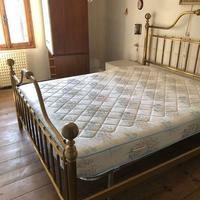 Letto matrimoniale in ottone