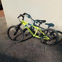 Bici Rockrider 500 ST 20 pollici