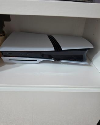 PS5 PRO con disco, 2pad cuffie e portal