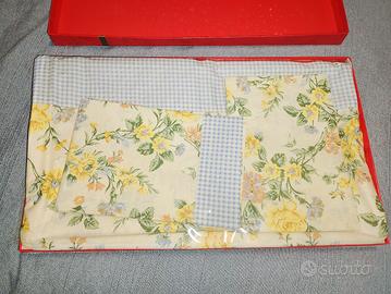 Lenzuola matrimoniali Bassetti vintage. Mai usate.