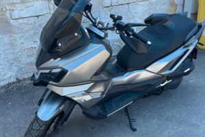 Sym adx 300 dicembre 2025