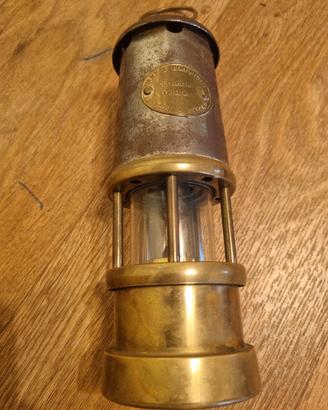 Lampada vintage da minatore