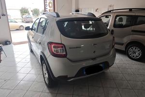 Dacia Sandero stepway 1.5 dci 