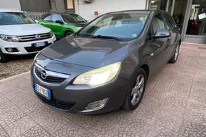 Opel Astra 1.7 CDTI 110CV 5 porte Cosmo