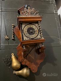 Antico orologio da parete olandese