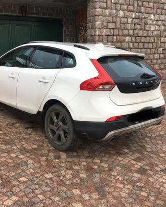 VOLVO V40 CROSS COUNTRY D3 - 2.0 da 150CV