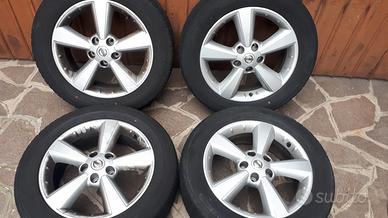 Set 4 cerchi in lega Nissan Qashqai J10 R17