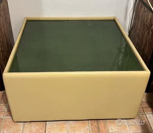 Tavolinetto da soggiorno