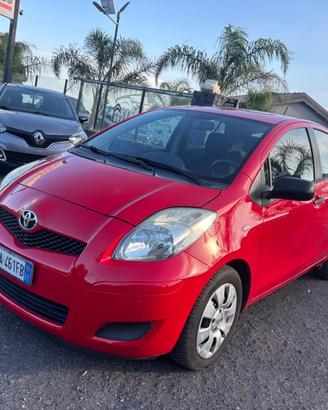 Toyota Yaris 1.4 D-4D DPF 5 porte