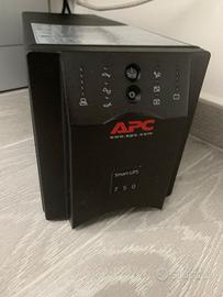 APC Smart UPS SUA750i Compreso Batterie