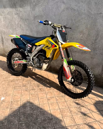 Suzuki rmz 250