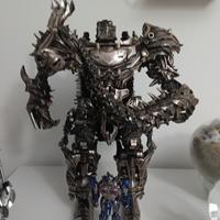 Transformers Scorn oversize 