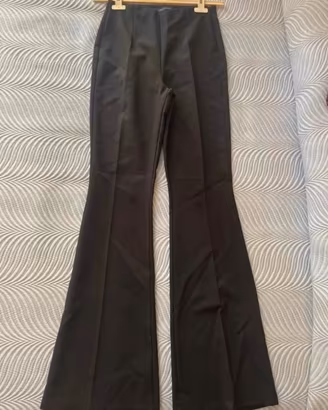 Pantalone nero elegante a zampa marca blue sand