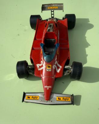 Modellino Ferrari 126 1:24 die-cast bburago