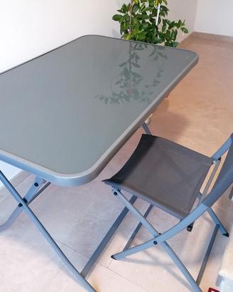 Tavolino moderno per giardino con Sedie 