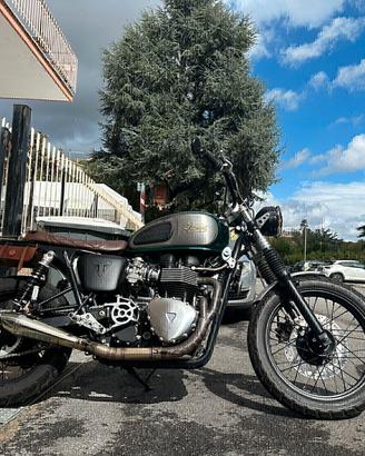 Triumph Bonneville T100 CUSTOMIZZATA