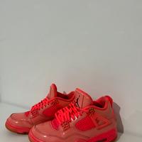 Jordan 4 retro hot punch