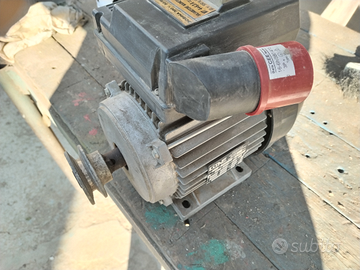 Motore elettrico 380 w