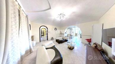 QUADRILOCALE RISTRUTTURATO CON BOX