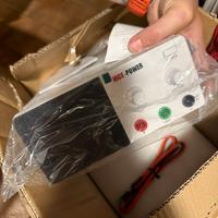 Prezzo trattabile. Alimentatore da banco 30V 30A