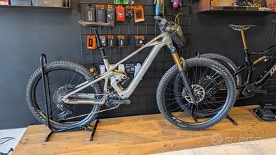 Mondraker Zendit RR 2026 pari al nuovo taglia M