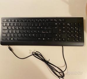 Tastiera Lenovo Essential (italiano 141)