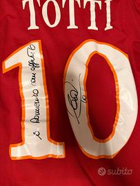 Maglia Totti con autografo