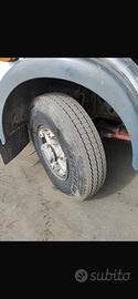 Gomme camion 10.00 r 20