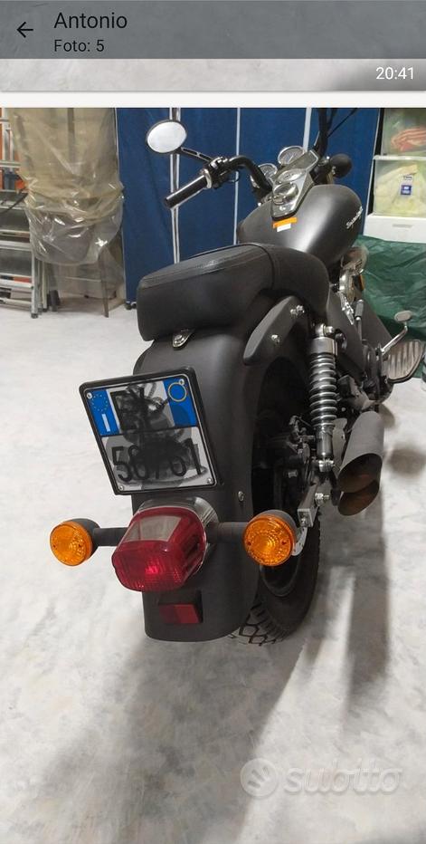 Scarico KEEWAY RKF 125 Mivv Gp Inox Nero con Coppa Carbonio KW.001.LXBC