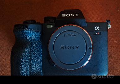 SONY 7RV PRATICAMENTE NUOVA IN GARANZIA
