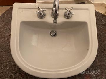 Lavabo ideal standard con rubinetto