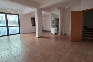 Villa a schiera seminuova