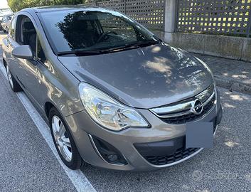 Opel corsa D 1.3 95 cv