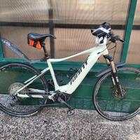 E-bike GIANT FATHOM TAGLIA L FRONT