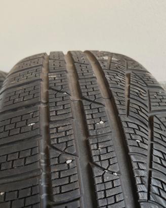 295/30r19-235/35r19